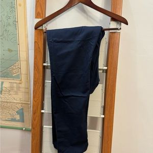 Old Navy dark navy/blue chinos pants 30x30 NWT
